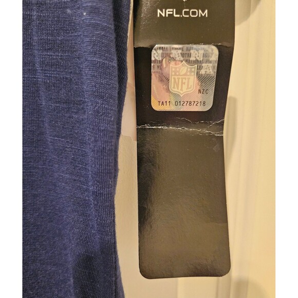 Seattle Seahawks Women's T-Shirt New w/Tags Size Medium NFL Fangear Football - Picture 4 of 4